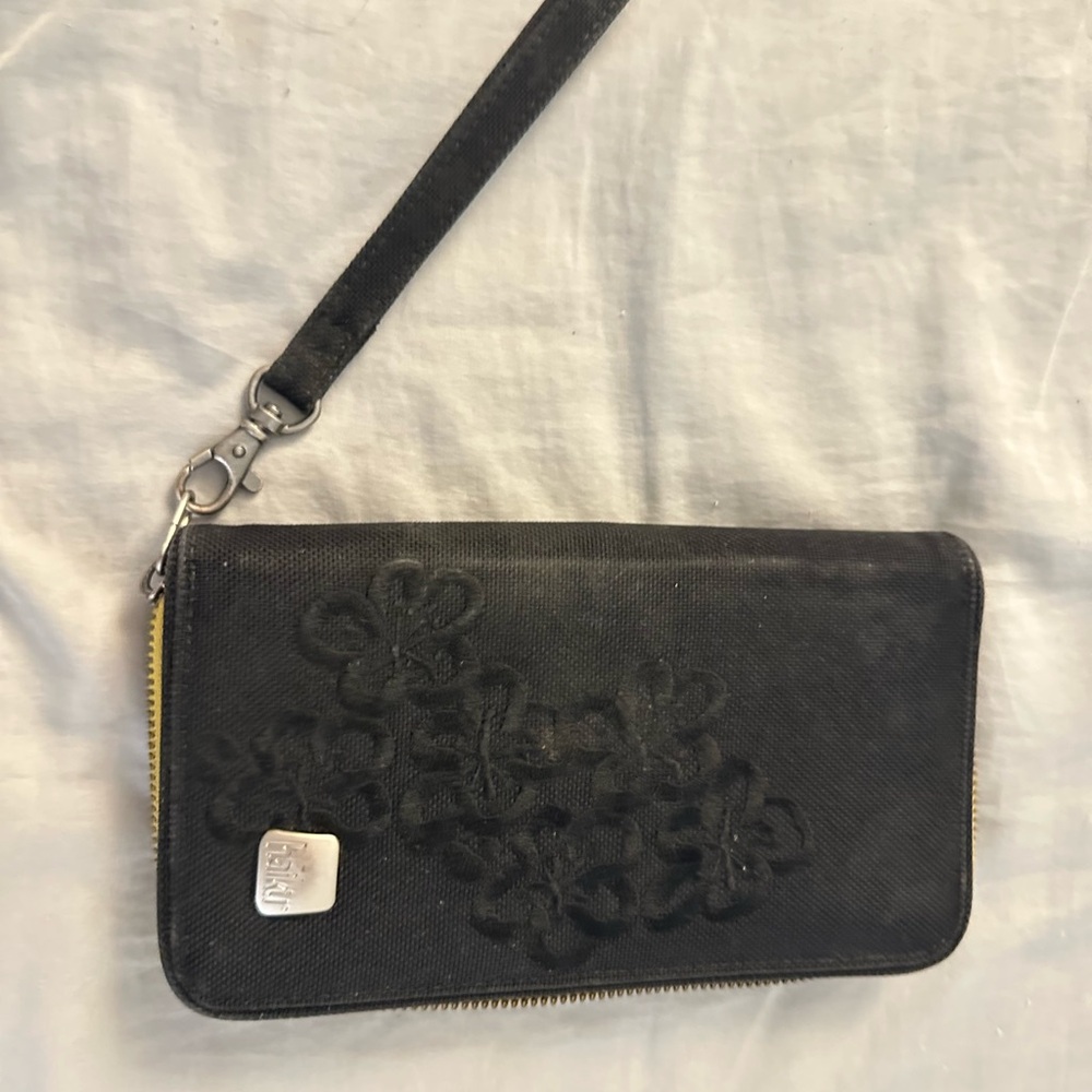 Haiku Black Floral Wristlet